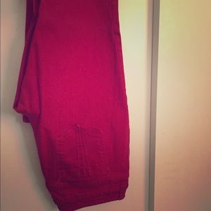 Red skinny jeans